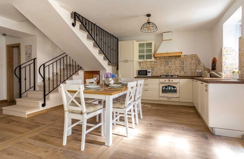 Milohnici House | Holiday house PAVOVCI with heated pool