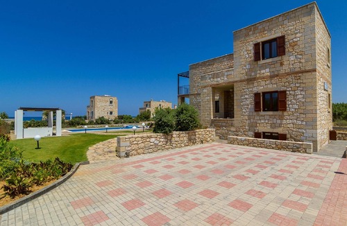 Rapaniana House | Holiday house Spilia for 1 - 8 persons with 4 bedrooms - Holiday house