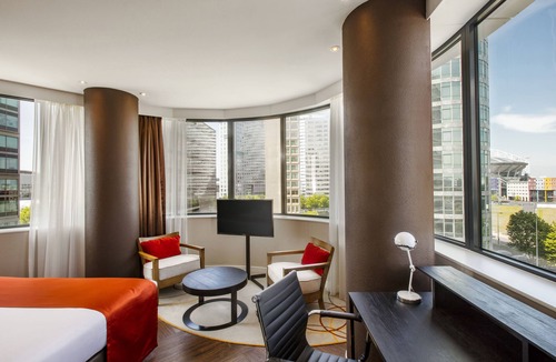 Zuidoost Hotel | Holiday Inn Amsterdam - Arena Towers by IHG