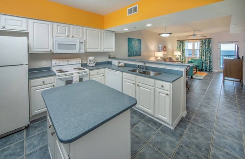 Panama City Beach Hotel | Holiday Inn Club Vacations Panama City Beach Resort by IHG