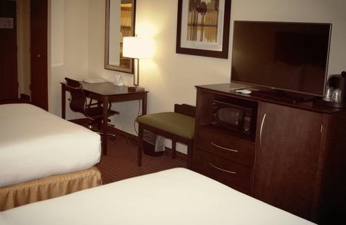 De Funiak Springs Hotel | Holiday Inn Express Defuniak Springs by IHG