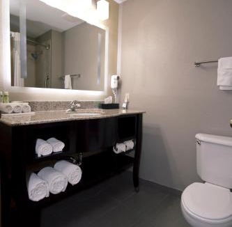 Adrian Hotel | Holiday Inn Express Adrian by IHG