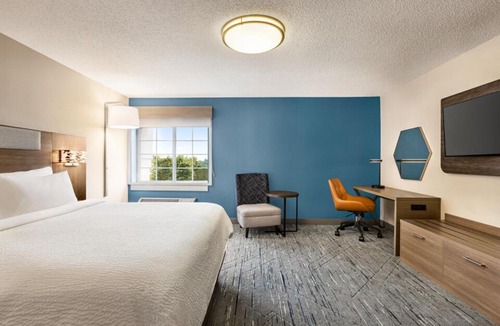 Bowling Green Hotel | Holiday Inn Express - Bowling Green by IHG