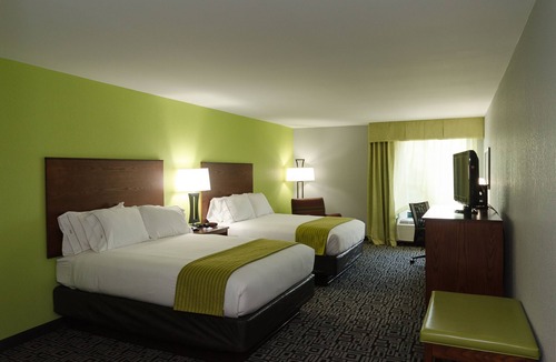 Hickory Hotel | Holiday Inn Express Hickory-Hickory Mart by IHG