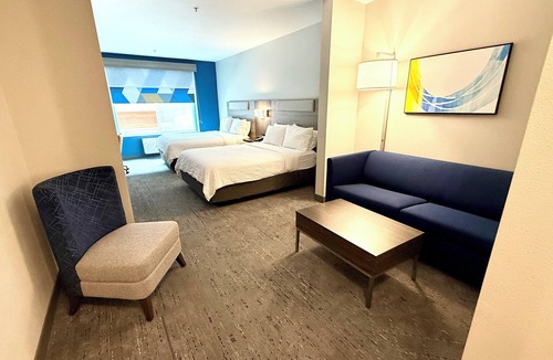 Sequim Hotel | Holiday Inn Express Hotel & Suites NORTH SEQUIM by IHG
