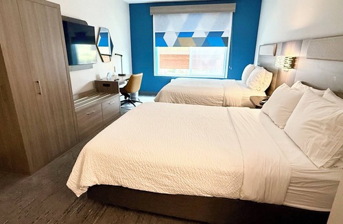 Sequim Hotel | Holiday Inn Express Hotel & Suites NORTH SEQUIM by IHG