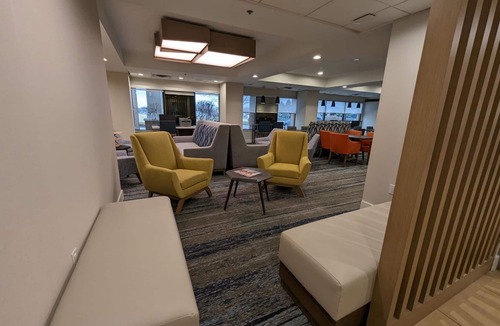 Plainfield Hotel | Holiday Inn Express Indianapolis Airport by IHG