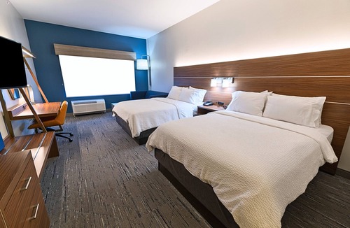 Jasper Hotel | Holiday Inn Express Jasper by IHG