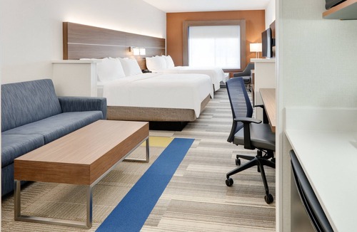 Mitchell Hotel | Holiday Inn Express Mitchell by IHG