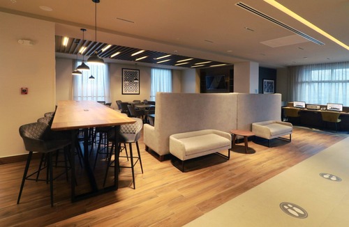 Monterrey Hotel | Holiday Inn Express Monterrey Fundidora by IHG
