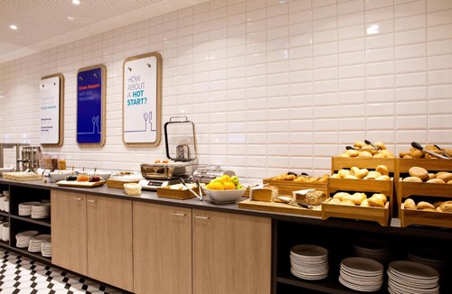 Alt-Moosach Hotel | Holiday Inn Express Munich - Olympiapark by IHG