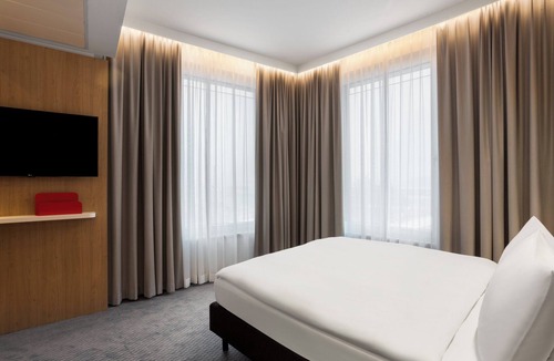 Neuhausen - Nymphenburg Hotel | Holiday Inn Express Munich City West by IHG