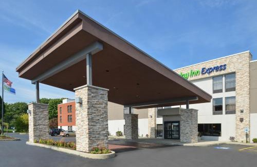 Olean Hotel | Holiday Inn Express Olean by IHG