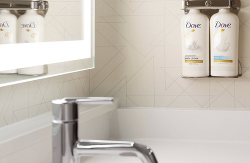 Plainwell Hotel | Holiday Inn Express Plainwell by IHG