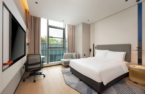 Minhang Hotel | Holiday Inn Express Shanghai Hongqiao CBD by IHG