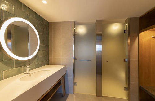 Queenstown City Centre Hotel | Holiday Inn Express & Suites Queenstown by IHG