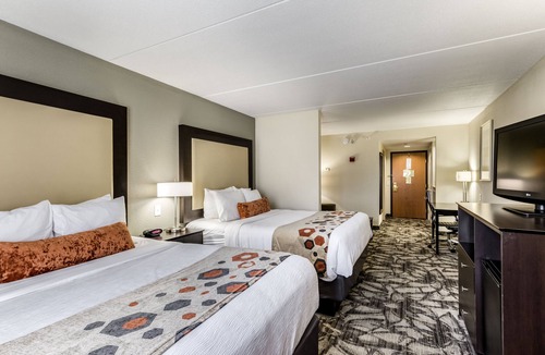 Cedar Falls Hotel | Holiday Inn Express & Suites Cedar Falls - Waterloo by IHG