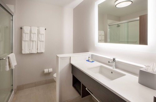 Chowchilla Hotel | Holiday Inn Express & Suites Chowchilla - Yosemite Park Area by IHG
