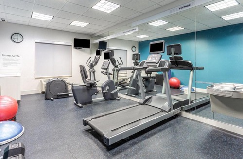 White Haven Hotel | Holiday Inn Express & Suites White Haven - Poconos by IHG