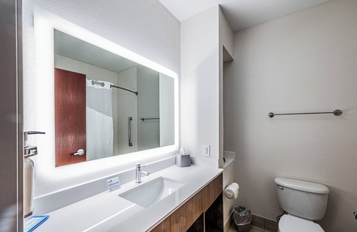 Franklin Hotel | Holiday Inn Express & Suites Franklin KY by IHG