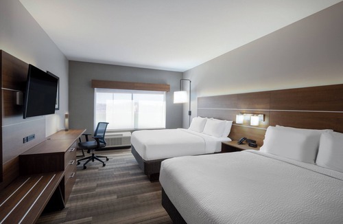 Gilbert Hotel | Holiday Inn Express & Suites Gilbert Mesa Gateway Airport by IHG