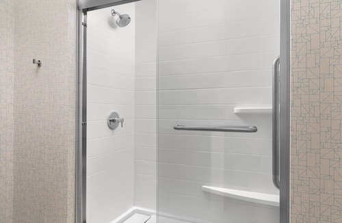 Aurora Hotel | Holiday Inn Express & Suites Aurora by IHG