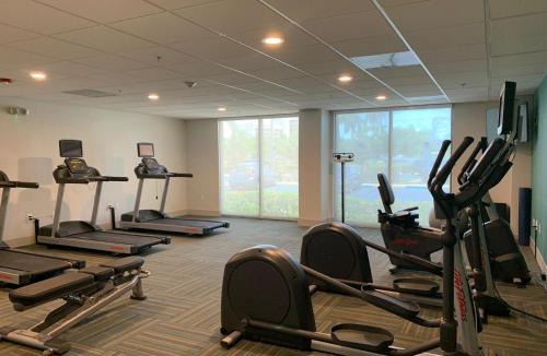 Hialeah Hotel | Holiday Inn Express & Suites Miami - Hialeah by IHG