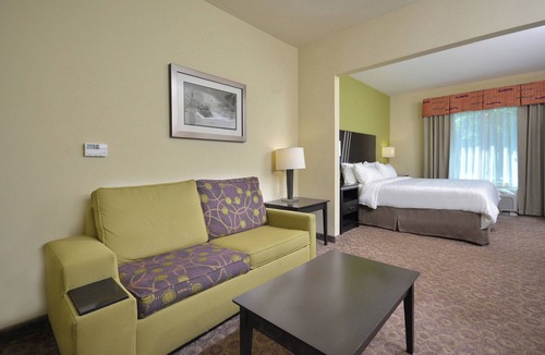 Clemson Hotel | Holiday Inn Express & Suites Clemson by IHG