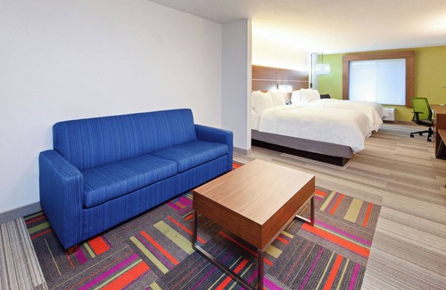 Clovis Hotel | Holiday Inn Express & Suites Clovis-Fresno Area by IHG