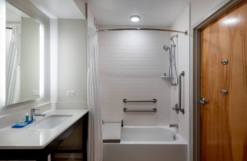 Malbis Hotel | Holiday Inn Express & Suites Daphne- Spanish Fort Area by IHG