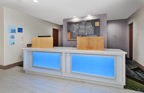 Franklin Hotel | Holiday Inn Express & Suites Dayton South Franklin by IHG