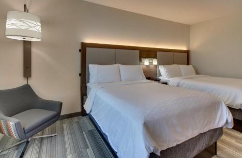 Ithaca Hotel | Holiday Inn Express & Suites Ithaca by IHG