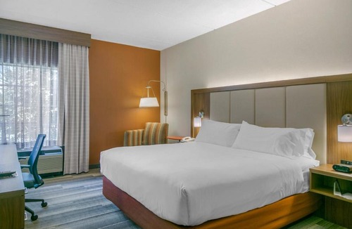 Mount Arlington Hotel | Holiday Inn Express Mount Arlington by IHG