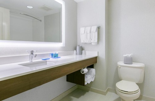Mount Arlington Hotel | Holiday Inn Express Mount Arlington by IHG