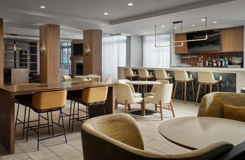 Meridian Hotel | Holiday Inn Meridian East I 59/I 20