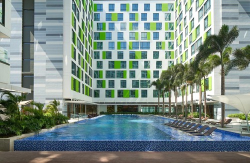 Tan Binh Hotel | Holiday Inn & Suites Saigon Airport by IHG