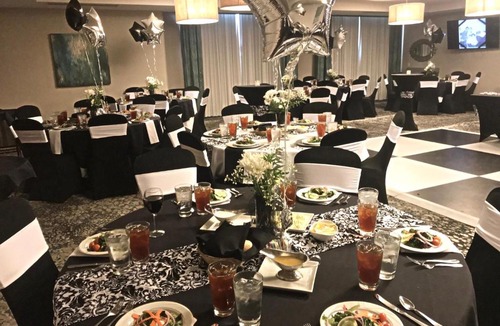 Centennial Hotel | Holiday Inn & Suites Denver Tech Center-Centennial by IHG