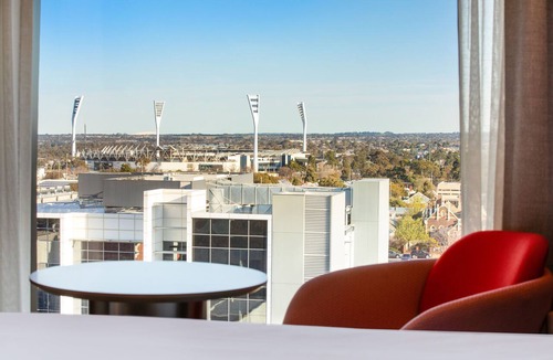 Geelong Hotel | Holiday Inn & Suites Geelong by IHG