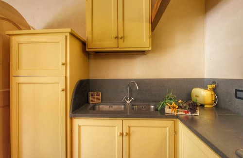 Castelfranco di Sopra Apartment | Holiday Home in Chianti with Pool and Views