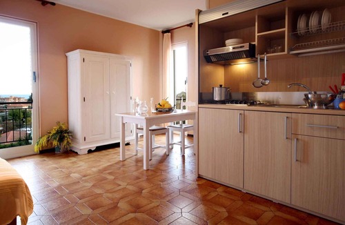 San Bartolomeo al Mare Apartment | Holiday apartment with air conditioning and WLAN
