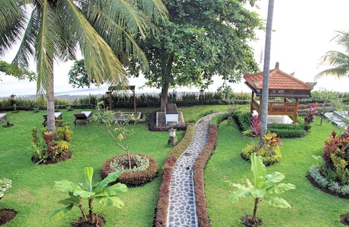 Bondalem House | Holiday room beachfront
