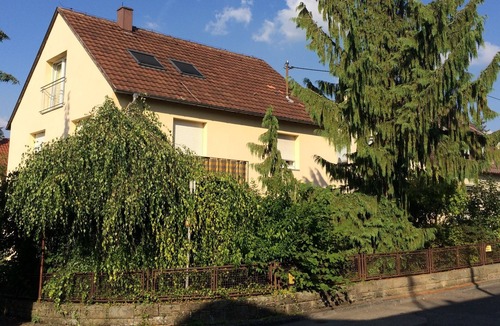Ditzingen Condo | Holiday rooms with heart