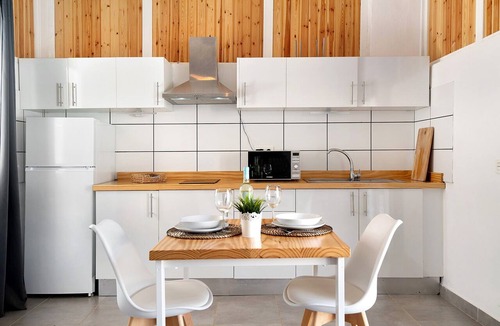 Macher Apartment | Holiday Studio 'Suite Amanecer' with Private Pool, Private Terrace and Wi-Fi