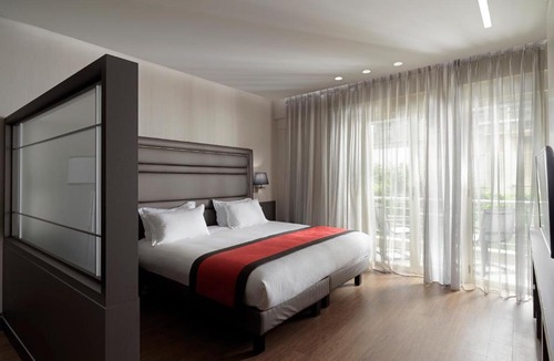 Ilisia Hotel | Holiday Suites