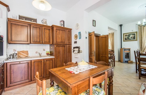 Sinalunga Villa | Holiday Villa "La Pineta di Sinalunga" with Terrace, Balcony & Garden