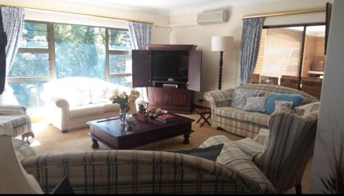 Newlands West House | Holiday villa