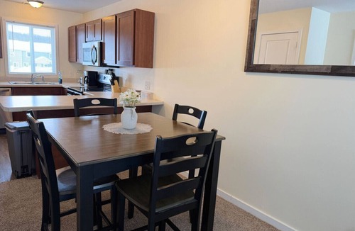 Holiday Hills Villa | Holiday Village Townhomes – Unit 2