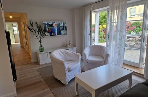 Boltenhagen Apartment | Holidayflay Dune with fireplace and two terraces