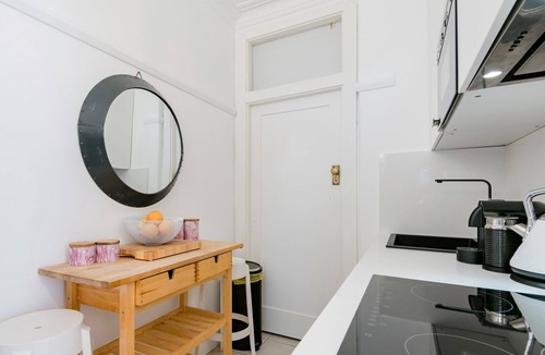 North Bondi Apartment | HolidayRento The Palm House North Bondi