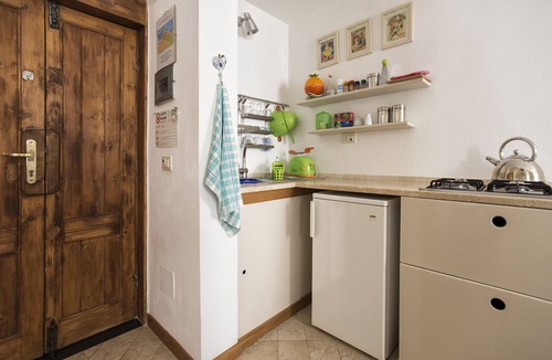 Alghero Old City Apartment | HOLIDAYS IN ALGHERO - Hospitality Card (COD.CIN IT090003C2000P0350)